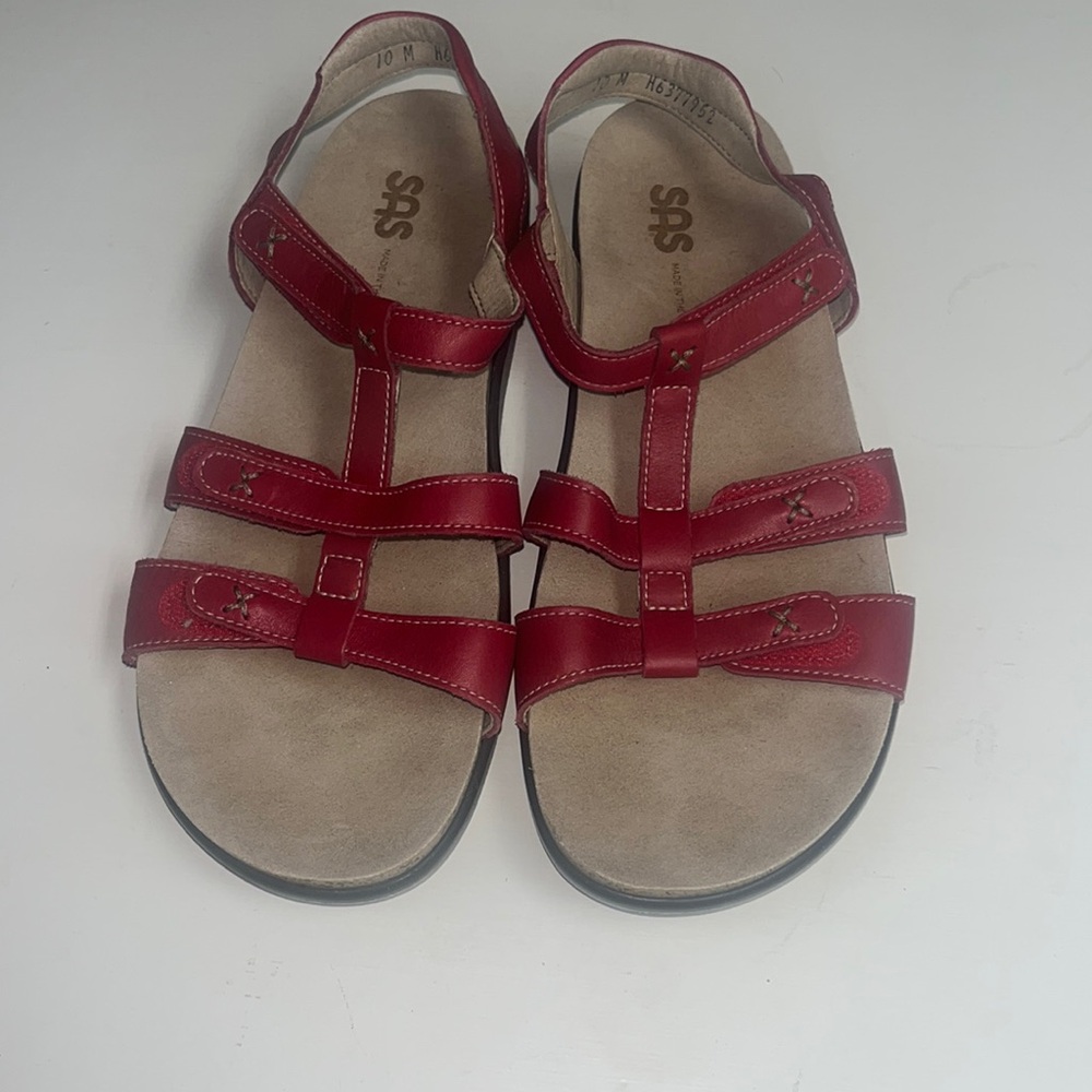 Sorrento T-Strap SAS sandal size 10M